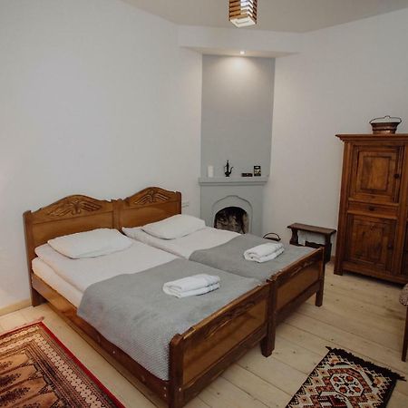 Larda Hotel Mestia Ngoại thất bức ảnh