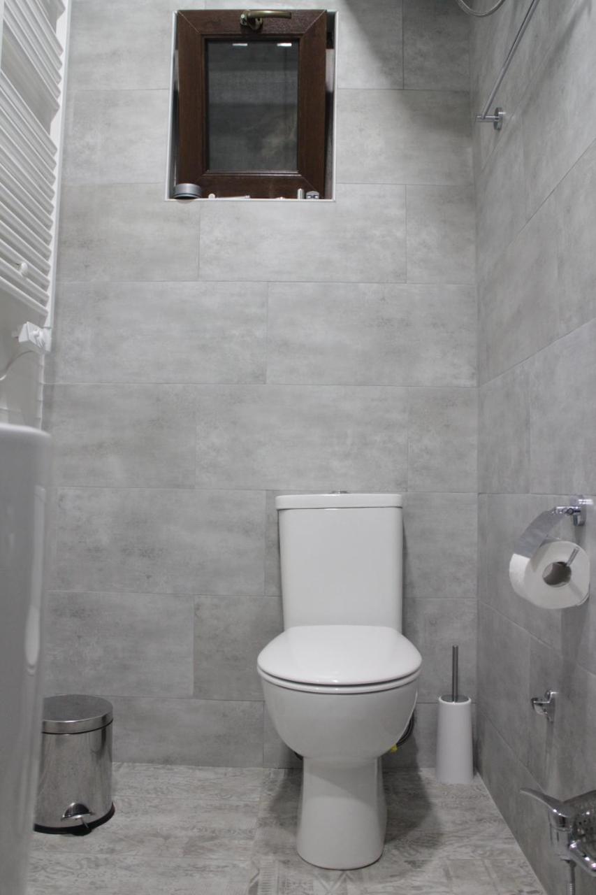 Larda Hotel Mestia Ngoại thất bức ảnh