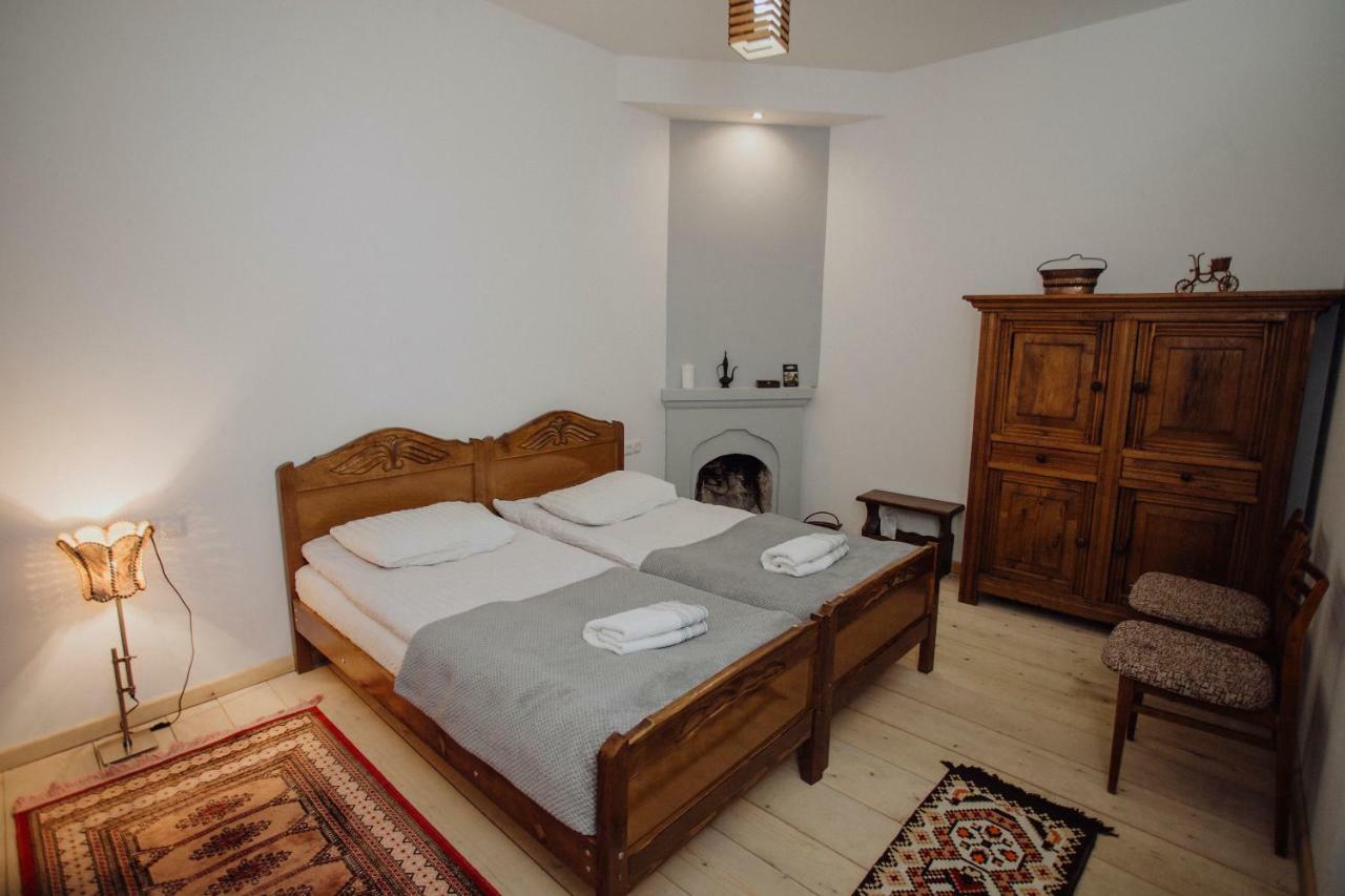 Larda Hotel Mestia Ngoại thất bức ảnh