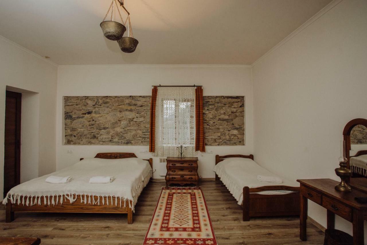 Larda Hotel Mestia Ngoại thất bức ảnh