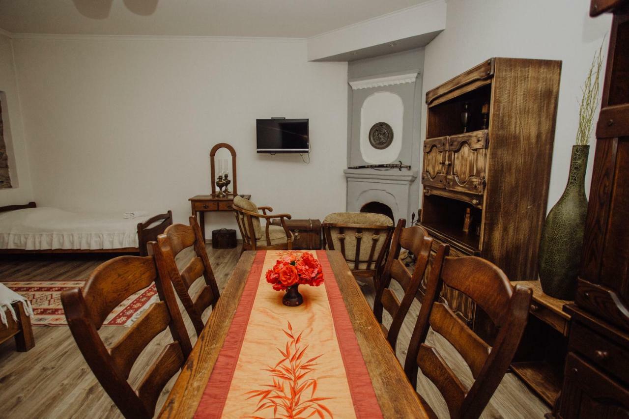 Larda Hotel Mestia Ngoại thất bức ảnh
